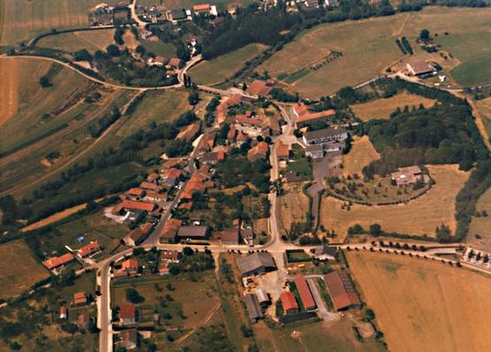 vignettevuedavionvillageentree